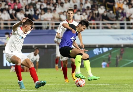 C罗重返曼联首秀再创英超历史新纪录